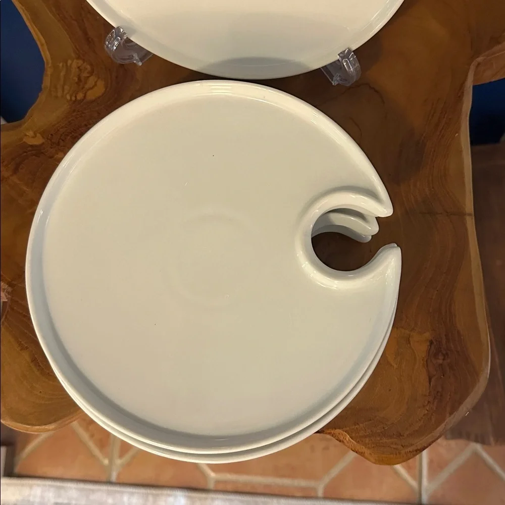 5 Pottery Barn Mingling Great White Porcelain Wine Holding Appetizer Plates